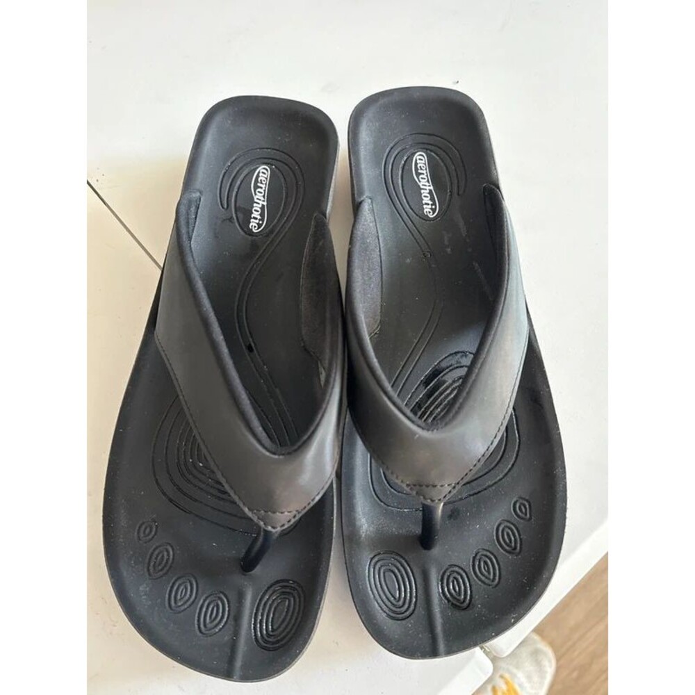 Women’s flip flops - Picture 2 of 5